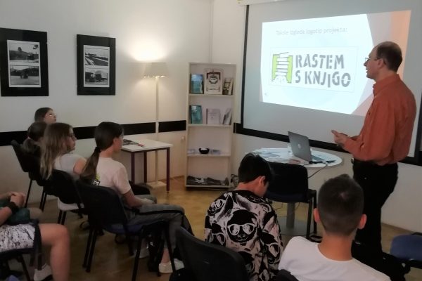 Projekt Rastem s knjigo v ivanški knjižnici