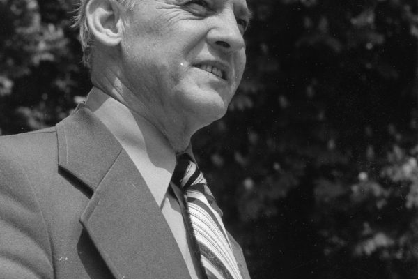 “Nekoga moraš imeti rad, z nekom moraš v korak” (Ivan Minatti) – večer poezije Ivana Minattija (Grosuplje)