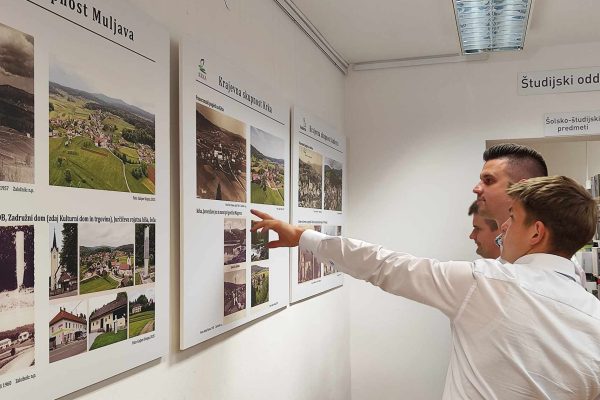 Ob 30-letnici Občine Ivančna Gorica odprli razstavo razglednic in fotografij